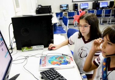 Projeto StoryVisualizer