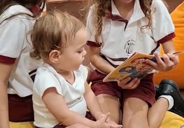 Os primeiros passos no Berçário do Colégio Santa Cecília Eusébio